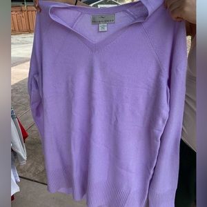 Lavender 100% Cashmere Sweater V-neck never worn